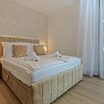 Dioro Luxury - Free Garage Parking - 3 Separate Bdr - 2bathr - Ac - Self Check-in * Budapeste