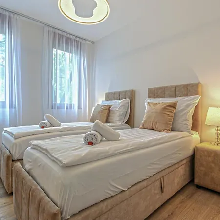 Apartment Dioro Luxury - Free Parking - 3bdr - 2bathr