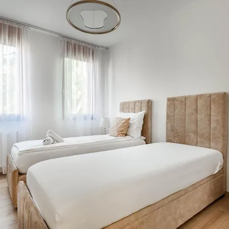 Dioro Luxury - Free Garage Parking - 3 Separate Bdr - 2bathr - Ac - Self Check-in Appartamento