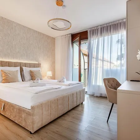 Dioro Luxury - Free Garage Parking - 3 Separate Bdr - 2bathr - Ac - Self Check-in * Budapest