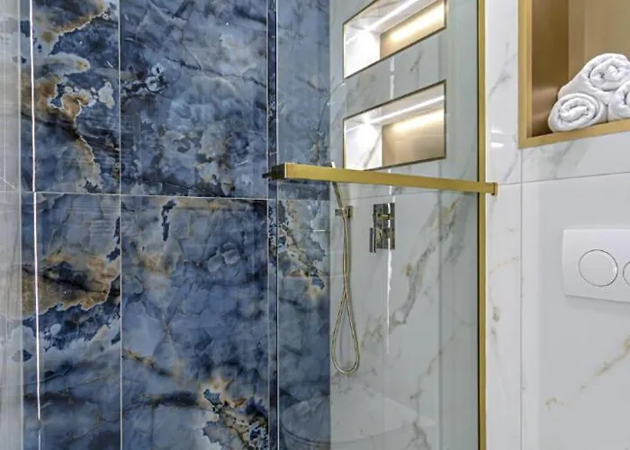 Dioro Luxury Residence - Free Parking - 3 Separate Bdr - 2Bathr - Ac - Self Check-In