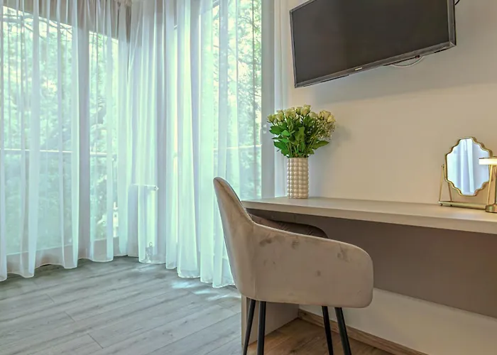 Dioro Luxury Residence - Free Parking - 3 Separate Bdr - 2Bathr - Ac - Self Check-In דירה *