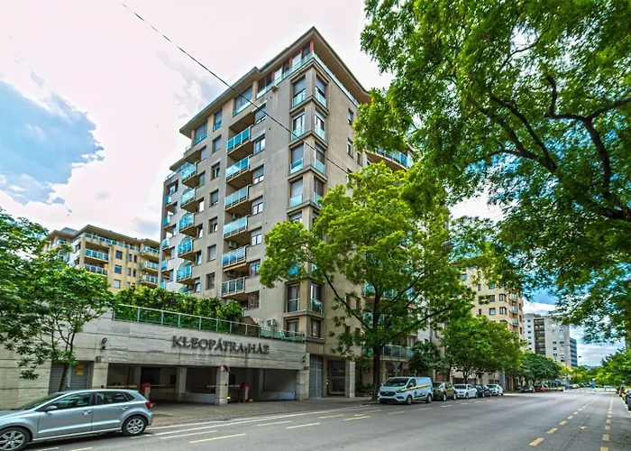 Dioro Luxury Residence - Free Parking - 3 Separate Bdr - 2Bathr - Ac - Self Check-In בודפשט