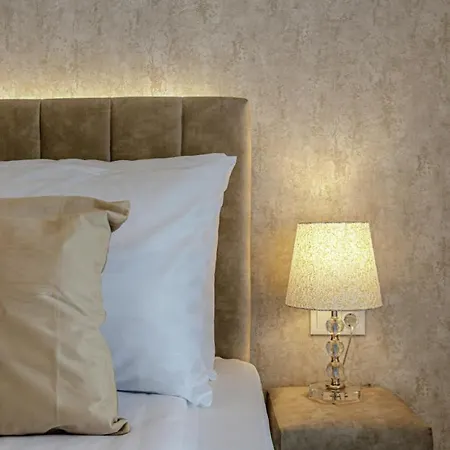 Dioro Luxury - Free Garage Parking - 3 Separate Bdr - 2bathr - Ac - Self Check-in Budapest