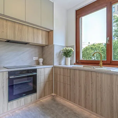 Dioro Luxury - Free Garage Parking - 3 Separate Bdr - 2bathr - Ac - Self Check-in Apartment Budapest