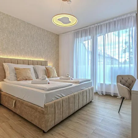 Dioro Luxury - Free Garage Parking - 3 Separate Bdr - 2bathr - Ac - Self Check-in Budapest